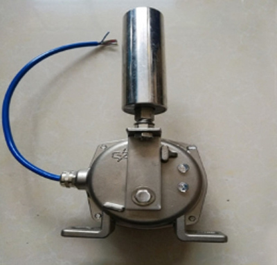 皮帶跑偏開關(guān)、KPTH2-10、兩級(jí)跑偏開關(guān)，防偏傳感器廠家
